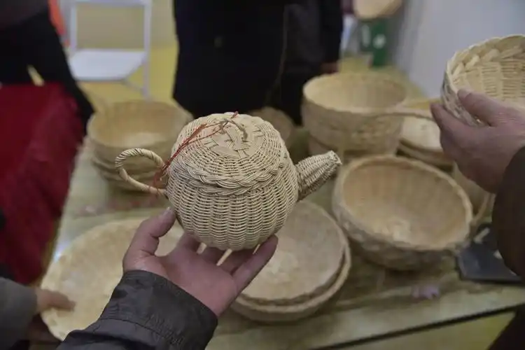 这么精致的柳编,你们那里还有么?_柳条