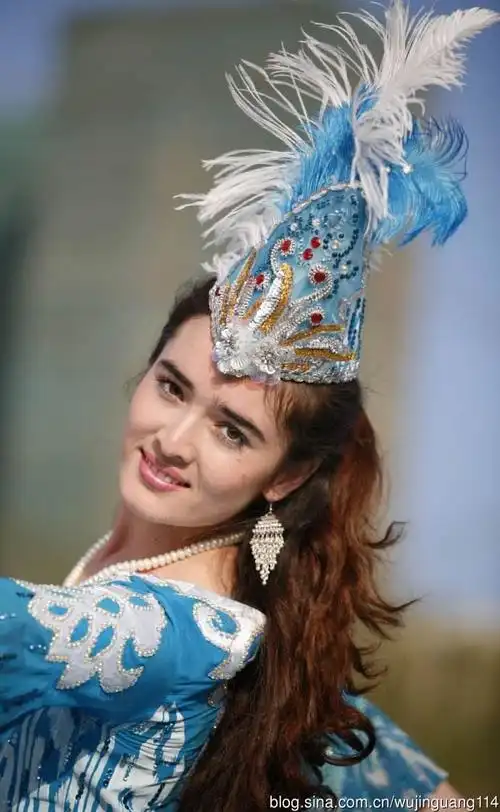 《中华56民族之歌》之乌孜别克族代表歌曲——黑眉毛的姑娘