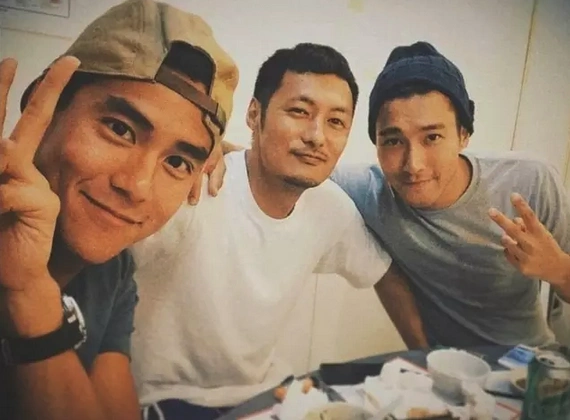 余文乐彭于晏什么关系