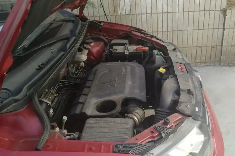 东风-风光360 2015款 1.5l 手动豪华型 7座