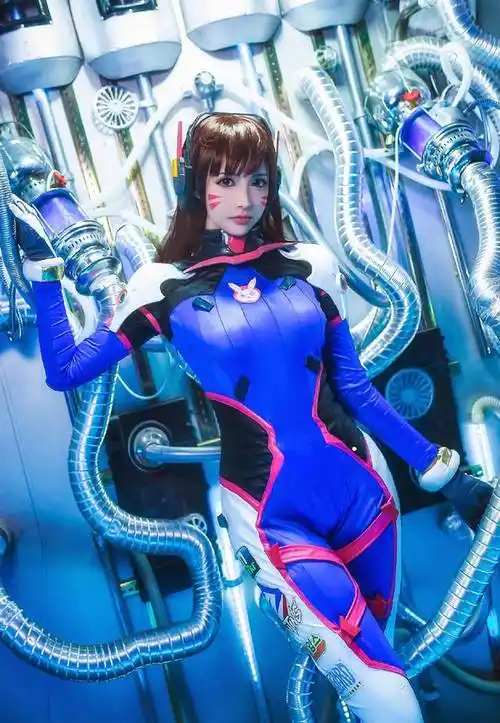 游戏美女dva cos守望先锋