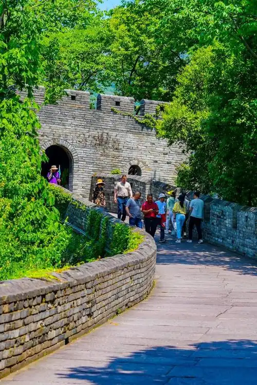 临海旅游游长城赏山水品美食