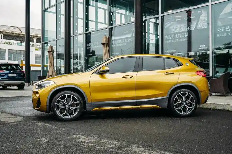 个性有颜,时尚运动【宝马x2(进口) sdrive25i 尊享型m越野套装 】