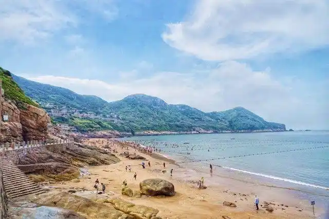 感受 洞下沙滩的风情