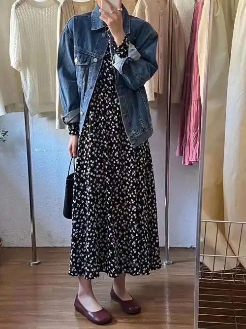 早春穿搭牛仔外套77碎花裙
