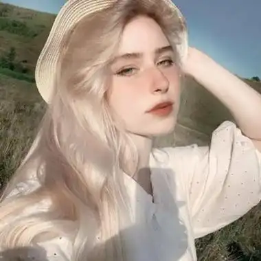 好看颜值高的欧美高级小众头像女