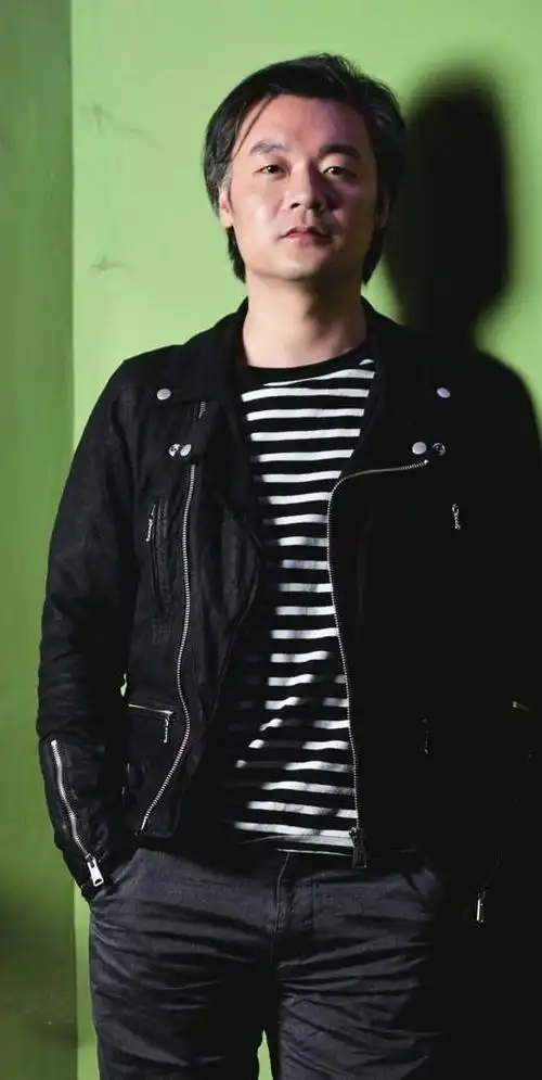 张嘉佳 《从你的全世界路过》 写作时也会流泪