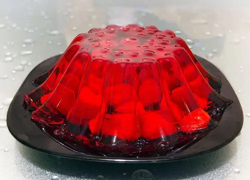 ever wondered whats the difference between jam and jelly?