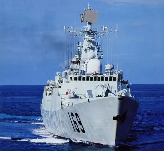 资料图:中国海军052b级169武汉号导弹驱逐舰