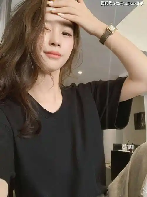 网红张大奕官宣结婚_蒋凡_婚姻_花花