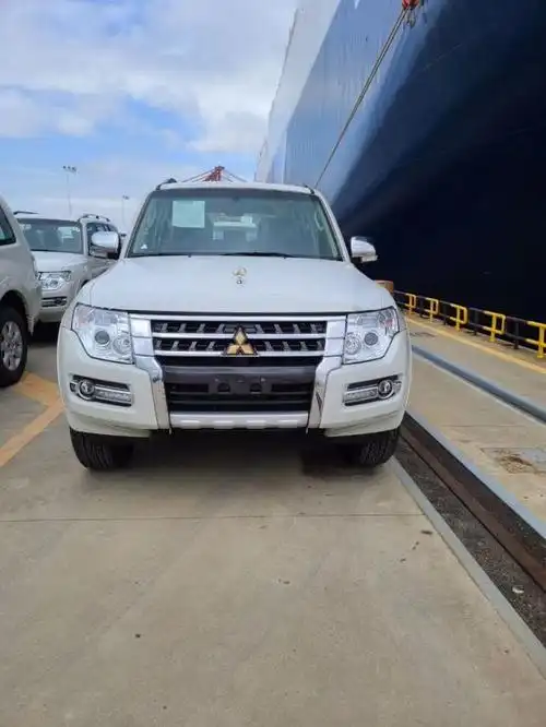 2020款三菱帕杰罗v93现车大促八月让利