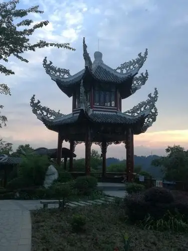 鹿冲关森林公园