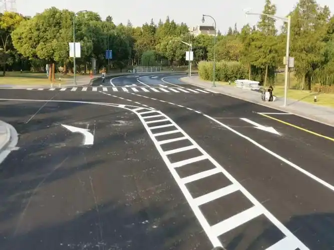 绍兴路面标线划线施工价格-岁海路面标线划线公司-上海岁海交通设施