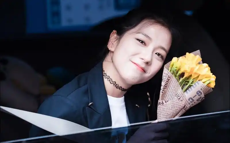 blackpink jisoo slay! swag