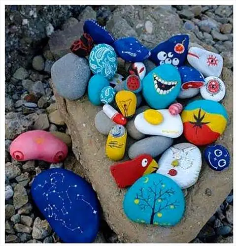鹅卵石彩绘手工作品欣赏