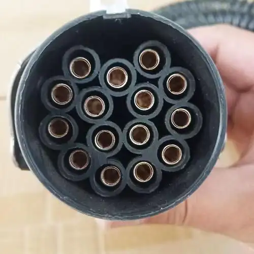 斯堪尼亚卡车挂车电源线abs沃尔沃奔驰通用连接线螺旋电瓶搭火线