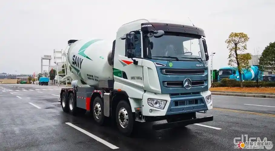 新品提前看三一行业首款强混搅拌车闪亮登场