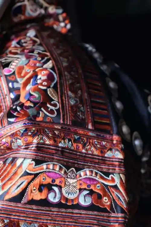 贵州苗绣登上米兰时装周##贵州美学之旅