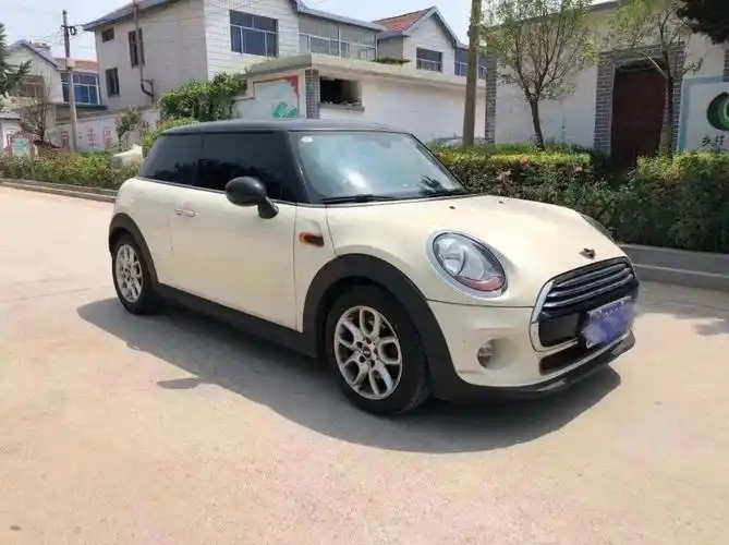 泰安抵押车15年宝马mini出售