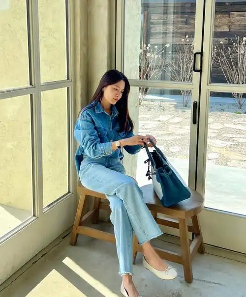 巴黎时尚博主博主doris 穿搭上既法式优雅又不失韩式温柔