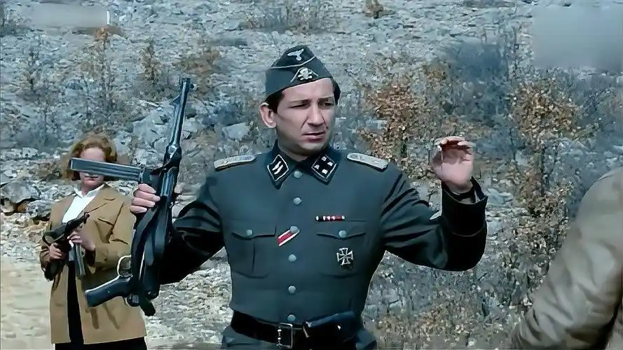 桥:南斯拉夫经典二战争猛片,深入德军营地展开血战,顺利炸桥