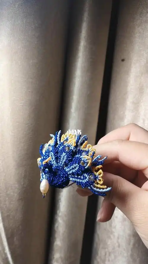 香囊改编的立体孔雀就喜欢小小的东西