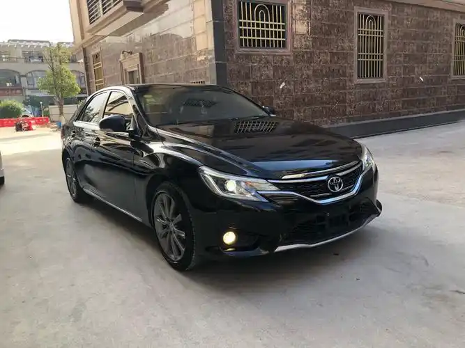 13款丰田锐志2.5v尚锐版14年6月,2.5v自然吸气,6.6公里