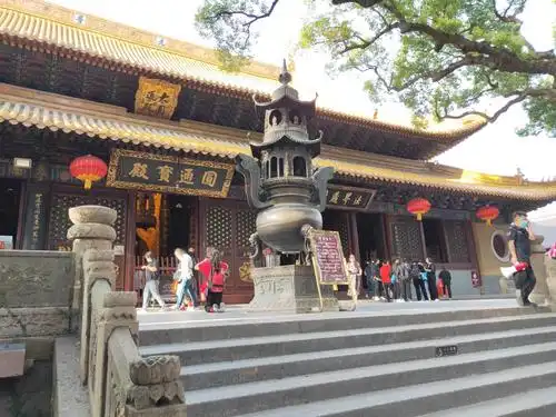 8-9 写美篇二,普济寺景区 普济寺已有一千多年的历史.