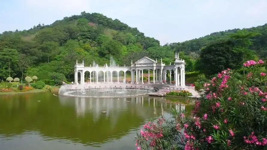 景区图片发布时间: 2010-02-13 11:32:18来源: 广州市白云山网站 267