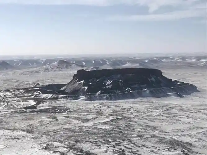 乌兰察布火山口