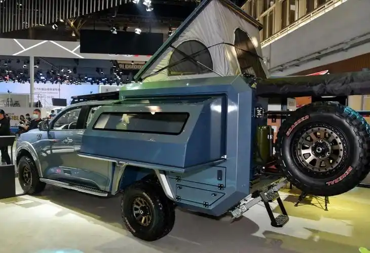 新款旅居版长城炮亮相20t四驱预售18万比哈弗h9还霸气