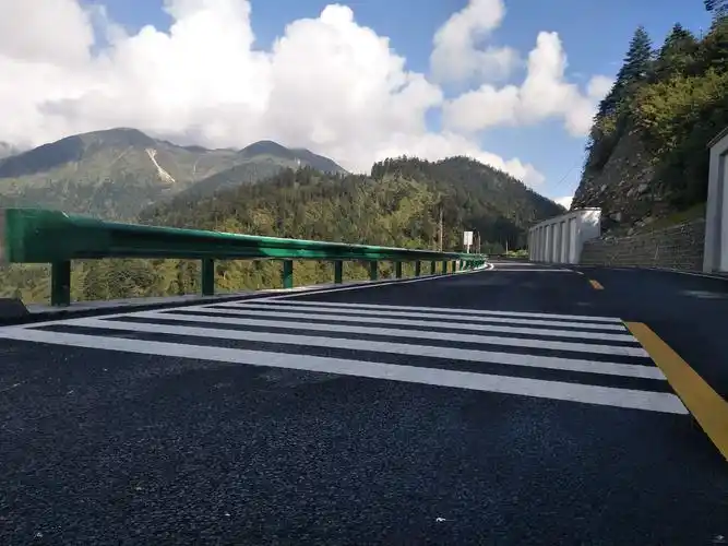 中国最美红石景观大道