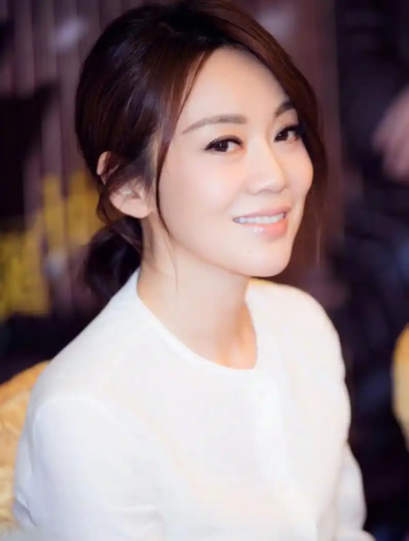 姨圈天花板,45位70后女演员大盘点(一) 16615俞飞鸿,71年,浙江