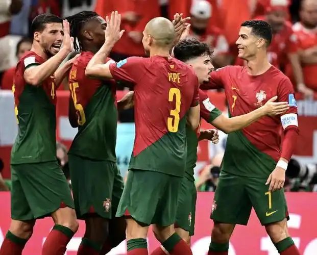 卡塔尔世界杯1/4决赛赛程出炉:巴西晋级无忧,葡萄牙渔翁得利|葡萄牙队