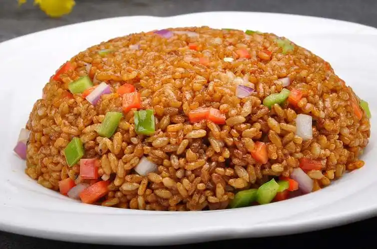 酱油炒饭怎么做好吃酱油炒饭的做法大全