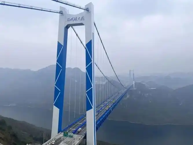 亚洲第四大山区峡谷类型悬索桥开州湖特大桥胜利通车