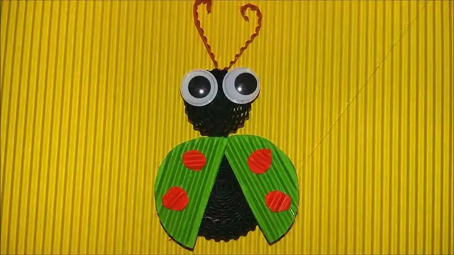 儿童手工diy,用瓦楞纸制作甲壳虫的简单方法,适合孩子们学习