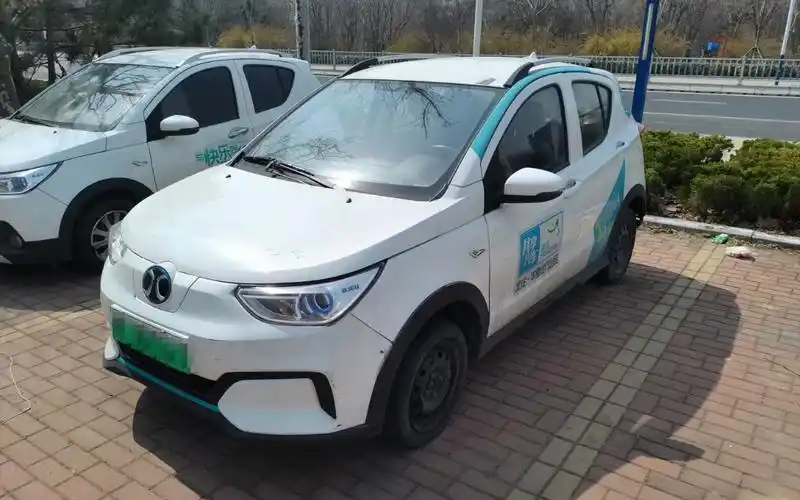 摩范出行 试驾北汽ec3共享电动汽车_哔哩哔哩_bilibili