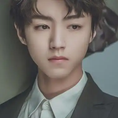 王俊凯头像 帅气西装头像男 - 高清头像 - 潮人个性网