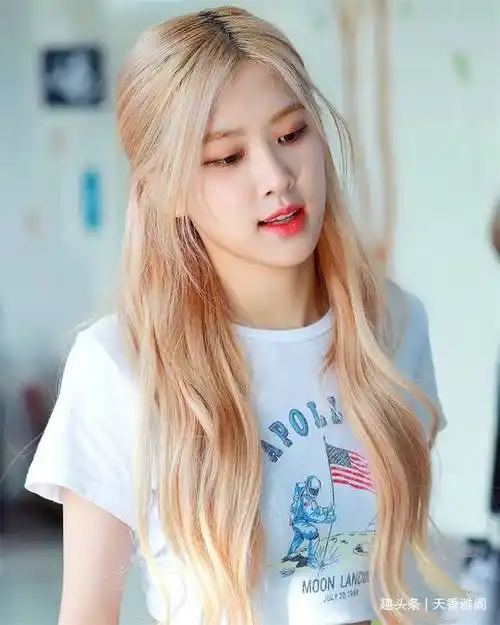 原创粉墨的rosé给员工发放奢侈品网友好想成为她的员工