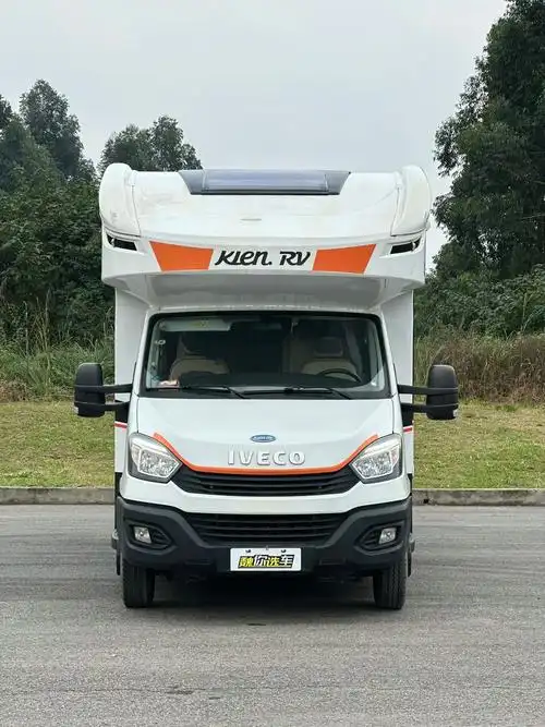 2019年出厂上牌 宇通凯伦宾威依维柯拓展c型房车  201 - 抖音