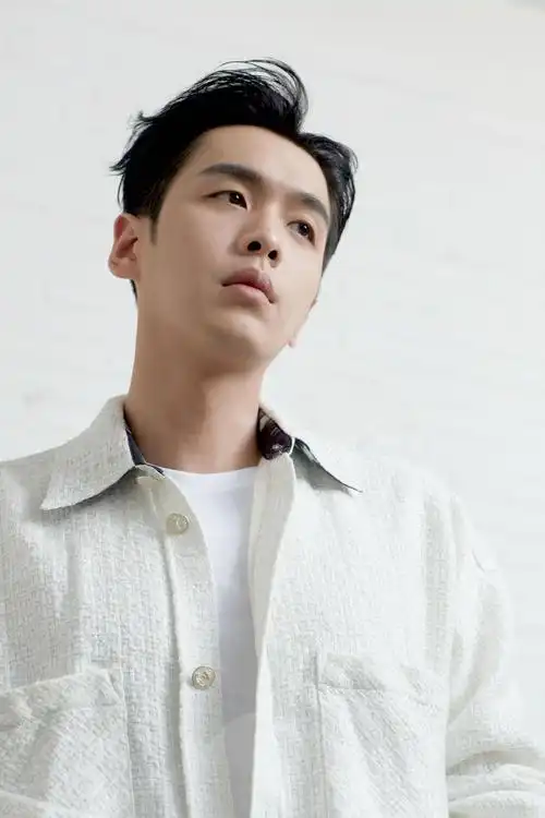 张若昀时尚帅气写真