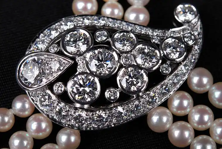 新同品cartier卡地亚高端珠宝系列珍珠流苏白金满钻项链jp25695