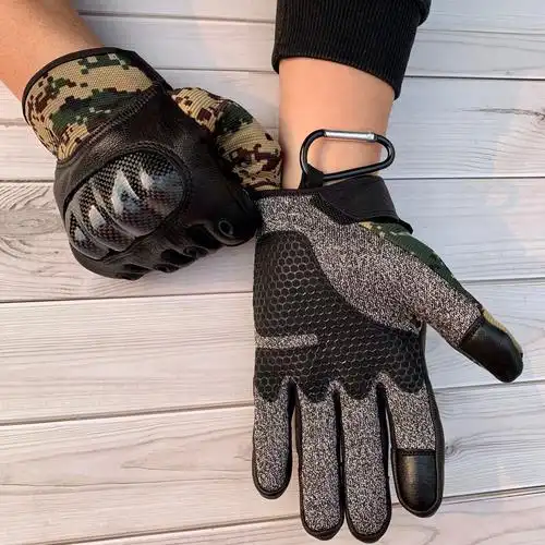 5级防割全指战术手套迷彩碳纤维硬壳男作战训练安保安防铁骑手套