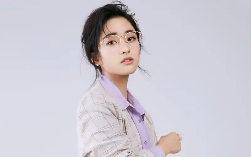 沈月甜美可爱写真图片桌面壁纸高清大图预览1920x1200_大陆明星下载_