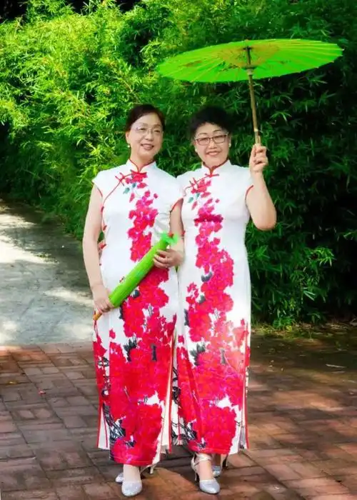 闫学晶长相和蔼大气却不被观众喜爱原因在于审美不高走穴捞金