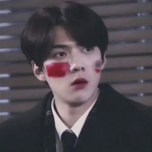 吴世勋/头像二传注明 moon9