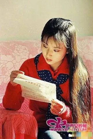 赵姨娘饰演者战爱霞