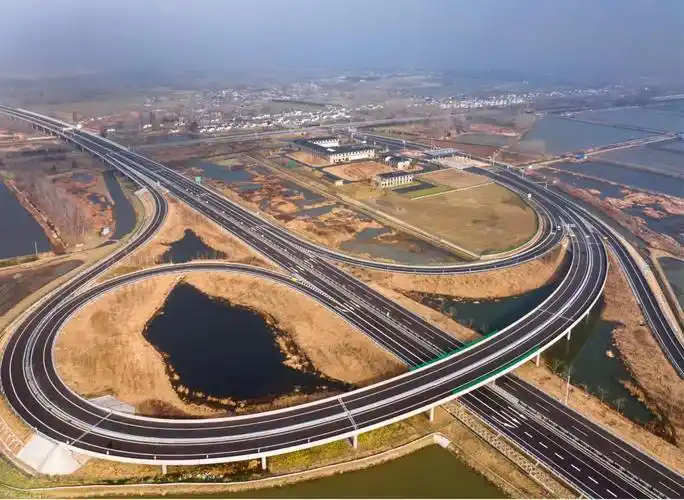 阜溧高速公路建湖至兴化段工程通过交工验收