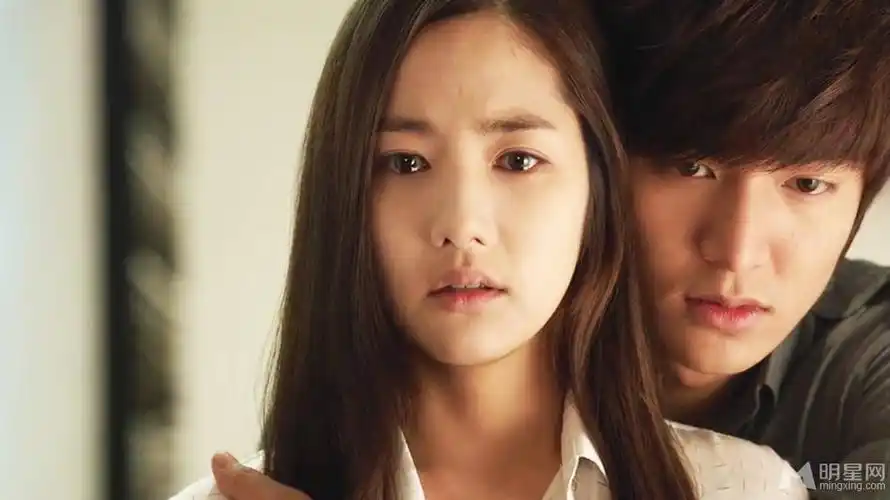 金秀贤全智贤 韩剧那些让人心动的情侣档